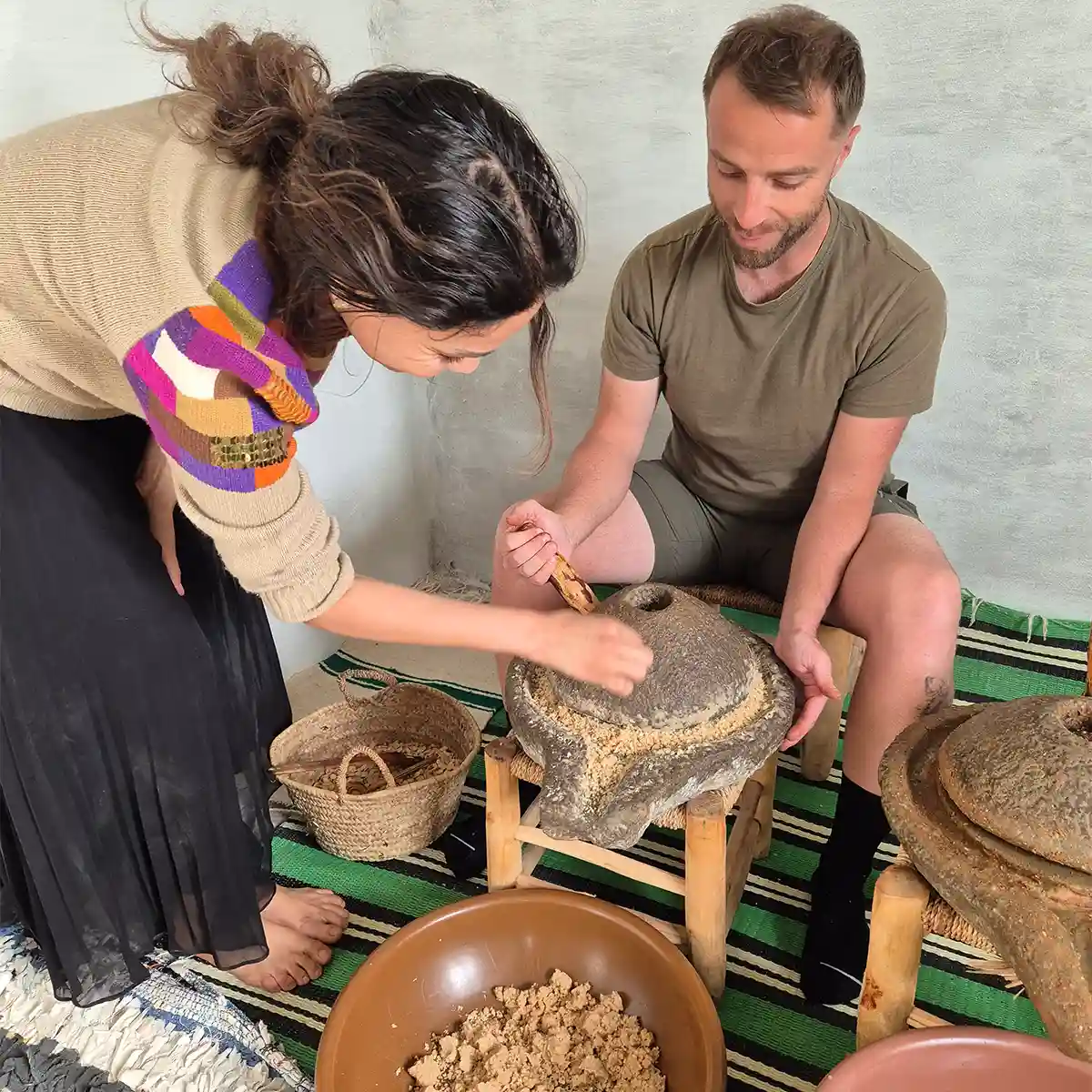 Atelier en groupe : fabrication de l'huile d'argan Racines et Rituels