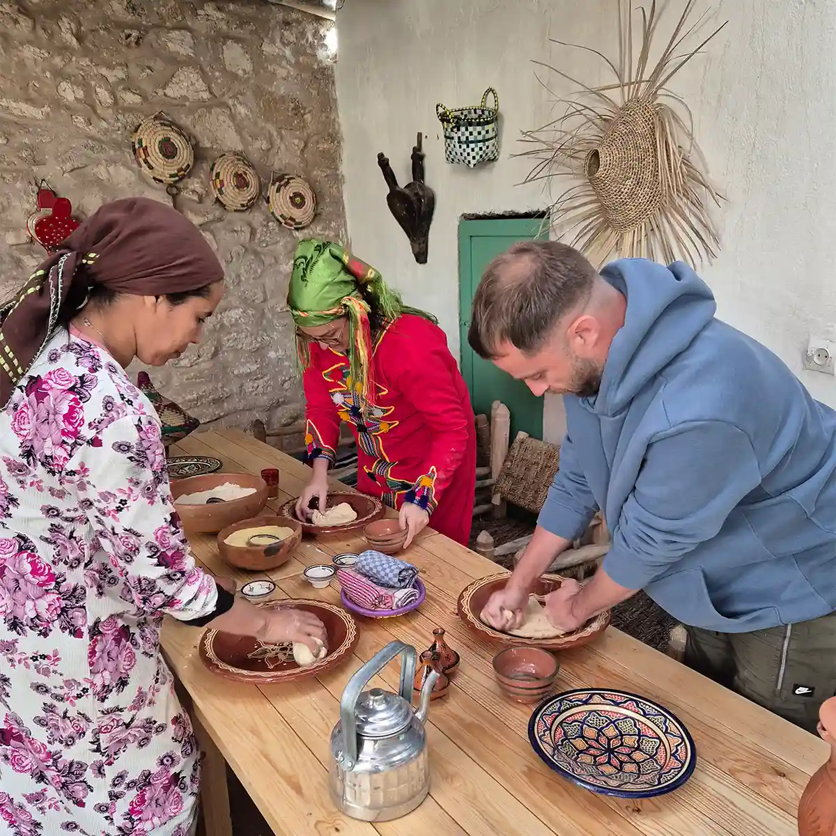 Secrets de Four : Atelier cuisson et partage de pain berbère