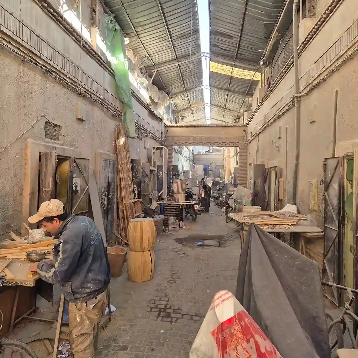 atelier sculpture bois priv marrakech 10
