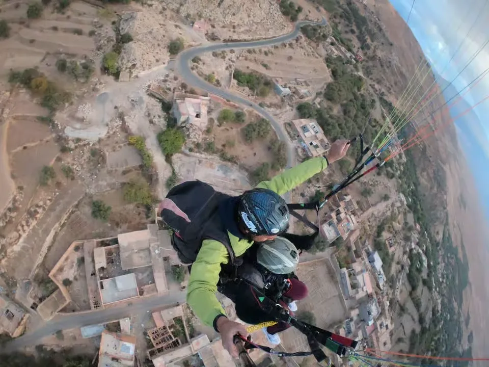 SAHARYTRIP PARAPENTE AGLOU 2
