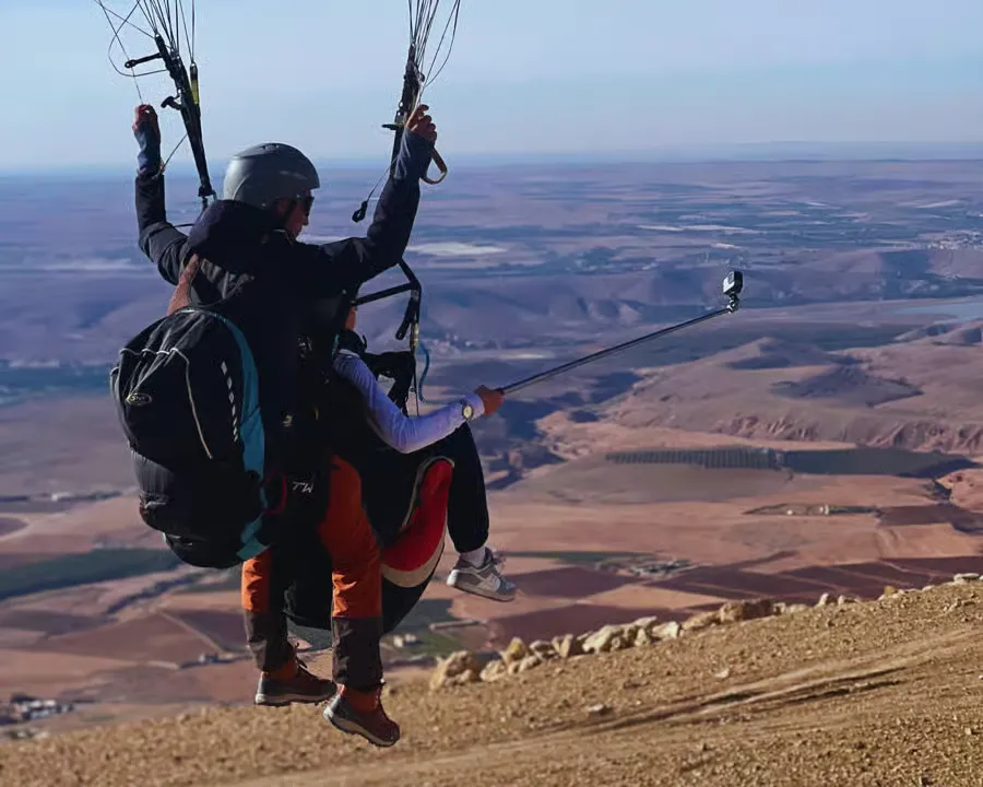 Parapente depuis Taghazoute : Vol Tandem à Aglou avec Vidéo Souvenir